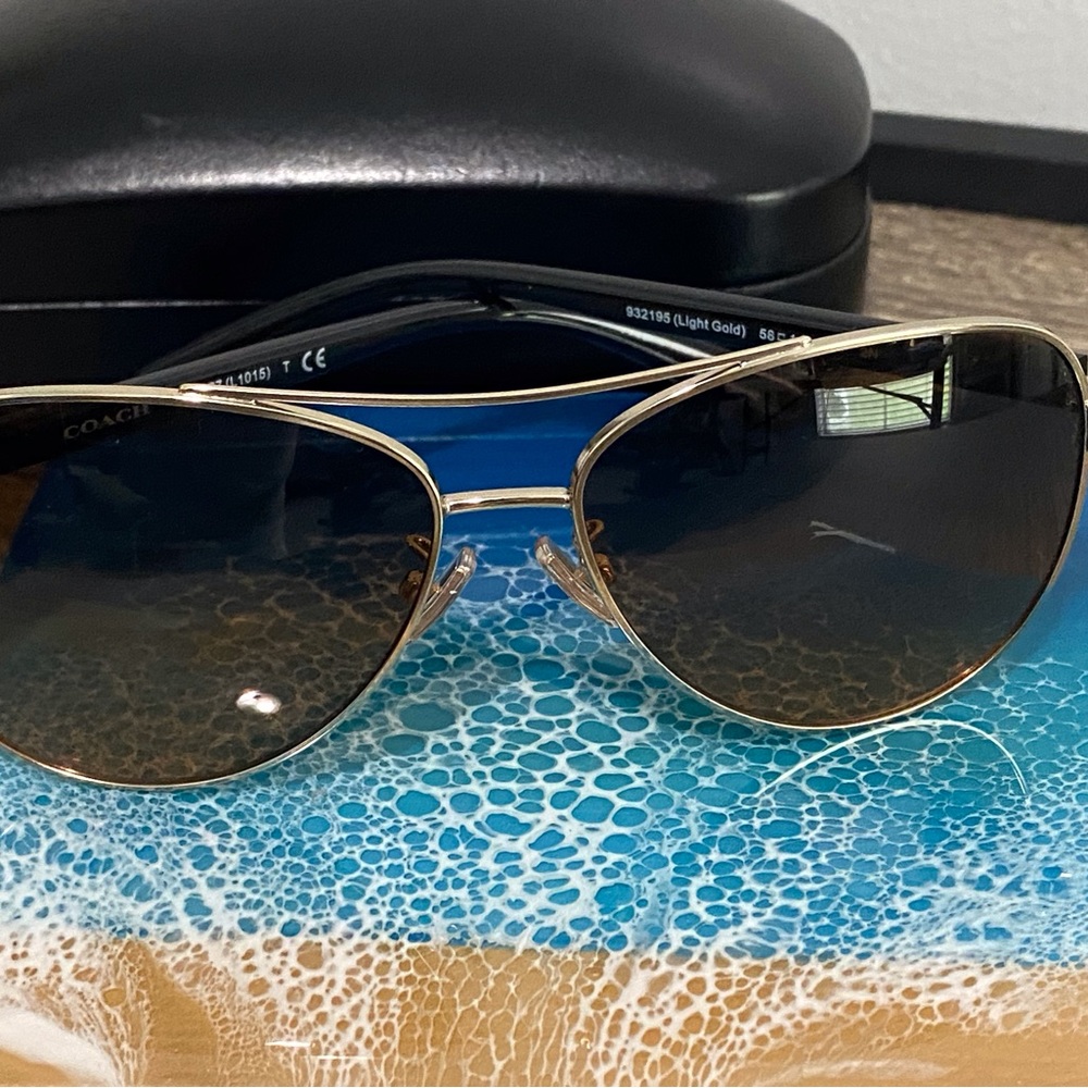 Coach Women’s Sunglasses - Picture 2 of 10